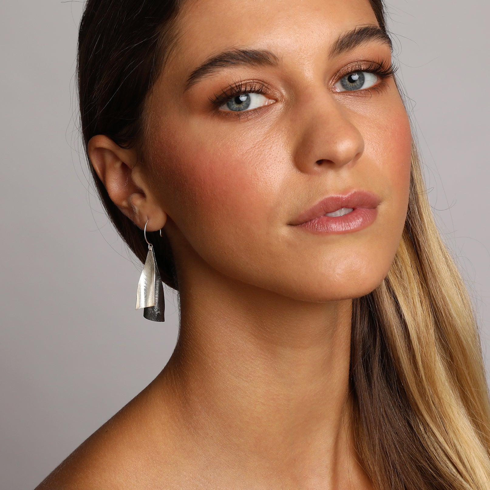 maewenn-designs-jewellery-black-and-silver-earrings