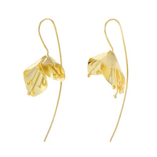 Load image into Gallery viewer, Yellow-Gold Double Flower Earrings