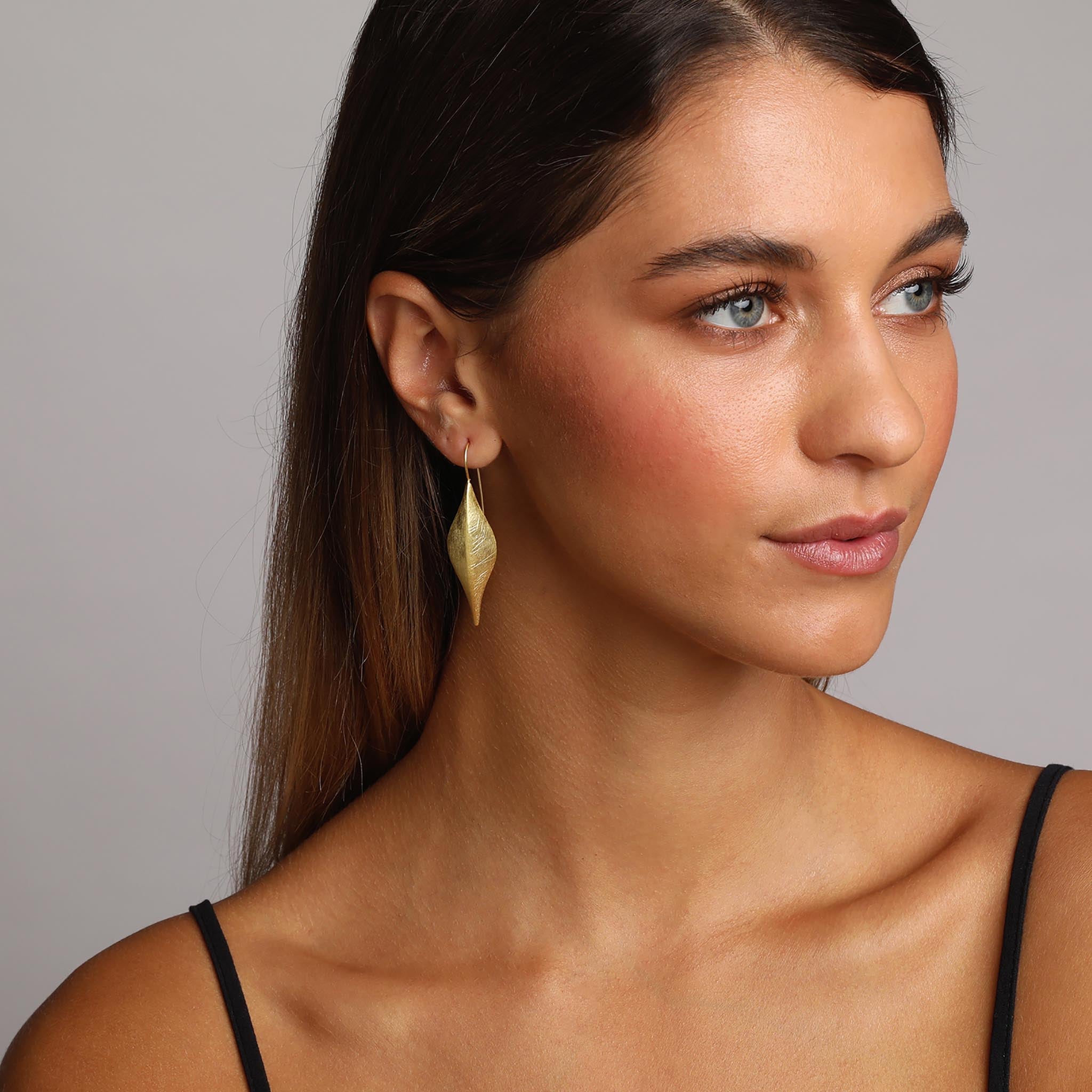 Yellow-Gold Tear Drop Ivy Leaf Earrings