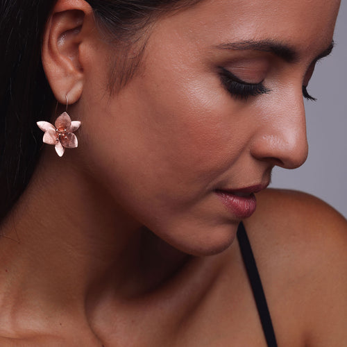 Rose-Gold Grass Lily Flower Earrings