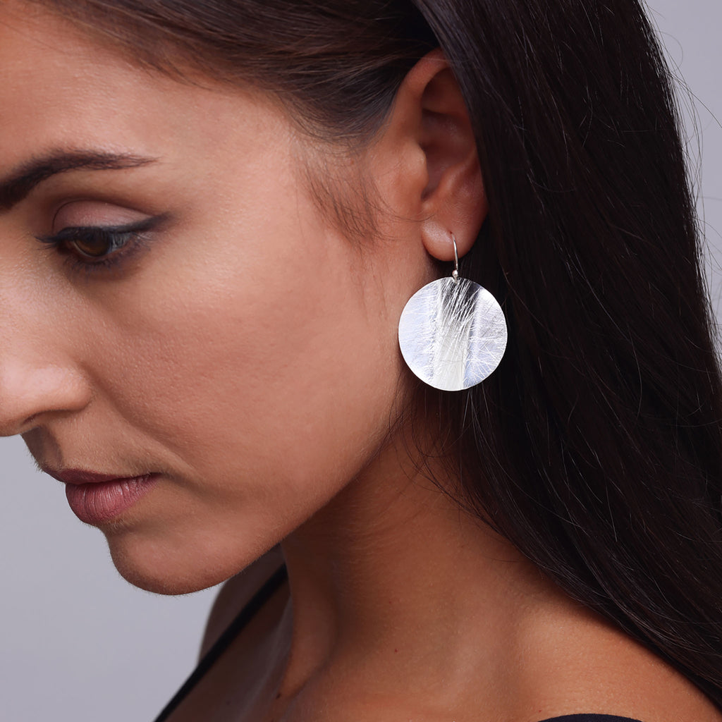 Silver Plain Wavy Circle Earrings
